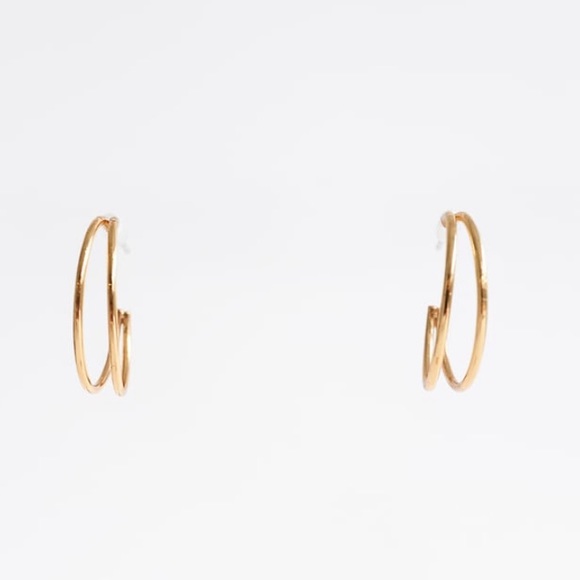 Pack of sparkly hoop earrings - Picture 3 of 4